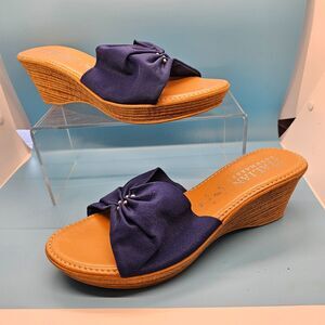 Italian Shoemakers Navy Blue Triple Strap w Silver Accent‎ Wedge Slip On 9W Wide